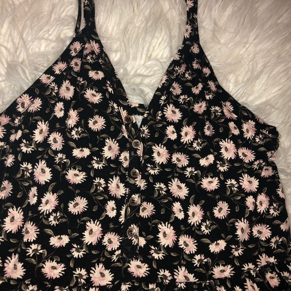 SOLD: AE Tank/Cami - Picture 2 of 5